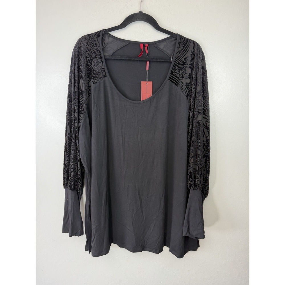 NWT Love Scarlett Plus Size Black Pullover W Burnout Sleeves Size‎ 3X